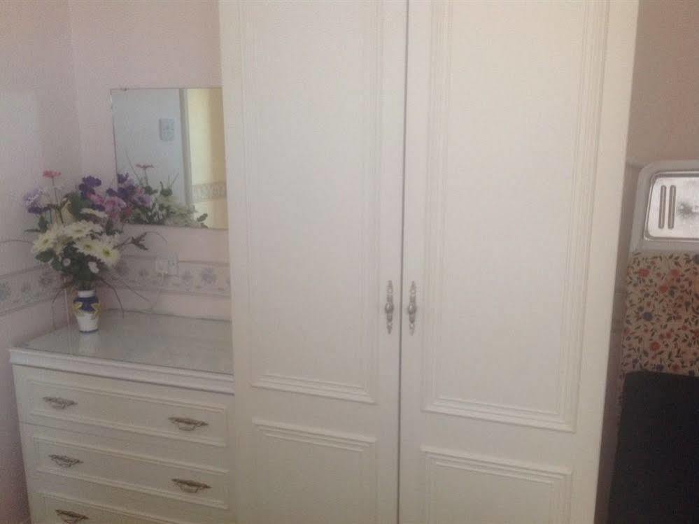 Royal Court And Garden Apartments Sandown Ngoại thất bức ảnh