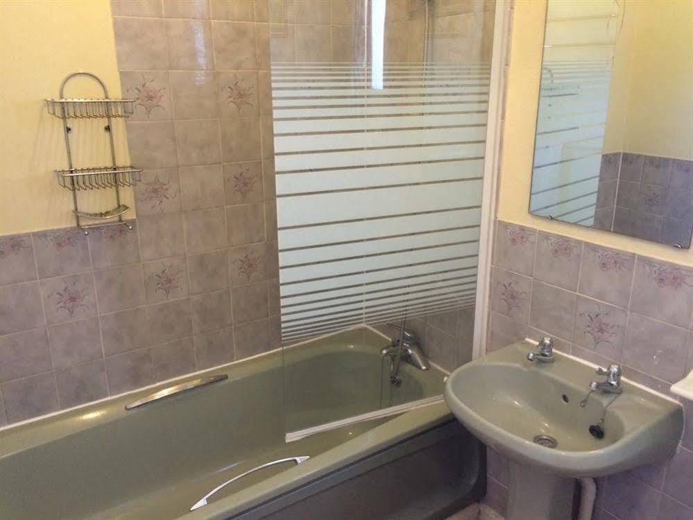 Royal Court And Garden Apartments Sandown Ngoại thất bức ảnh